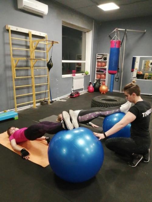 * Опыт работы в сфере фитнеса более 5 лет. 03