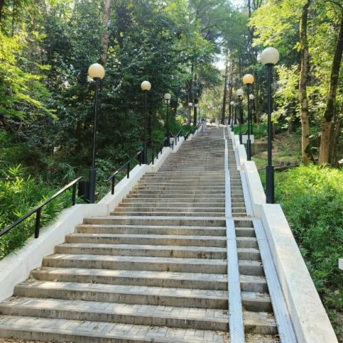 Чем меньше мы двигаемся - тем больше мы хотим есть. 01 Чем меньше мы двигаемся - тем больше мы хотим есть. 01