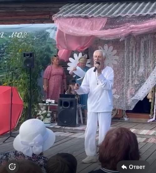 Есть в афанасьевске деревенька алексеевская, с виду как все деревеньки России, но для жителей её, нет лучше и краше деревеньки! 09