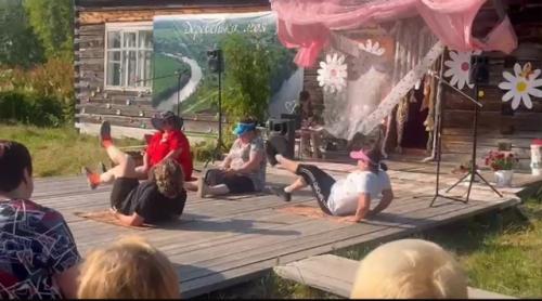 Есть в афанасьевске деревенька алексеевская, с виду как все деревеньки России, но для жителей её, нет лучше и краше деревеньки! 01