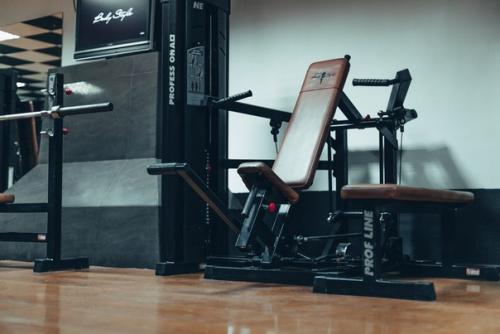 Персональный тренер. Итак, если вы решили заняться спортом, скорректировать свою фигуру или подтянуть тело. 03 Персональный тренер. Итак, если вы решили заняться спортом, скорректировать свою фигуру или подтянуть тело. 03