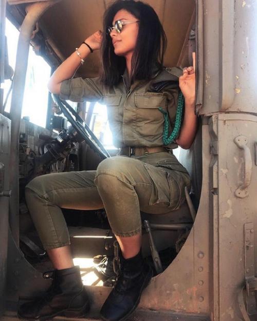 Шикарные девушки из армии израиля с ума соц сводят. 04