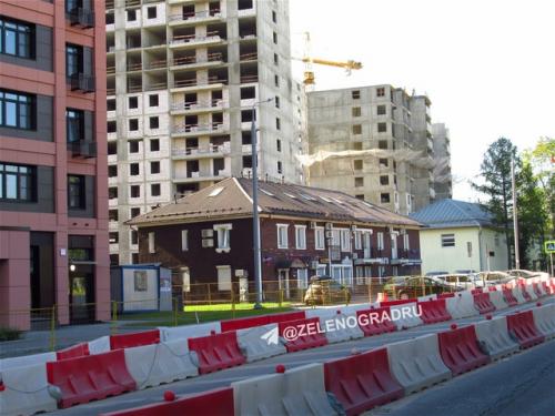 Снесено двухэтажное здание у старого моста - там были мебельный и магазин инструментов. 05 Снесено двухэтажное здание у старого моста - там были мебельный и магазин инструментов. 05