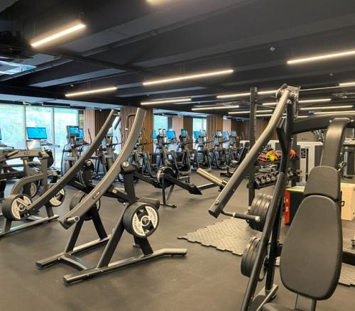 Ура!  Свершилось!  Не даром говорят: Обещанного три Года Ждут. 02