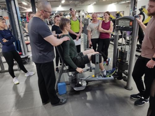 Всегда ценные рекомендации и отличные знания дает своим ученикам Андрей староверов. 09