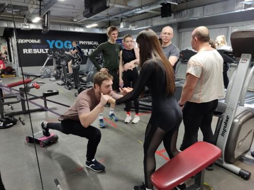 Всегда ценные рекомендации и отличные знания дает своим ученикам Андрей староверов. 01