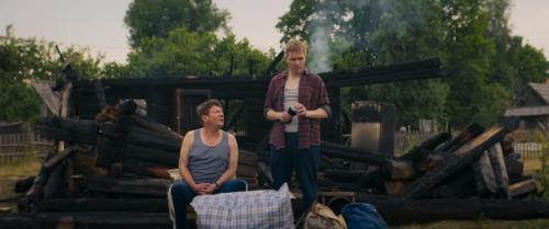 Вася с батей в деревне всю жизнь прожили. 01