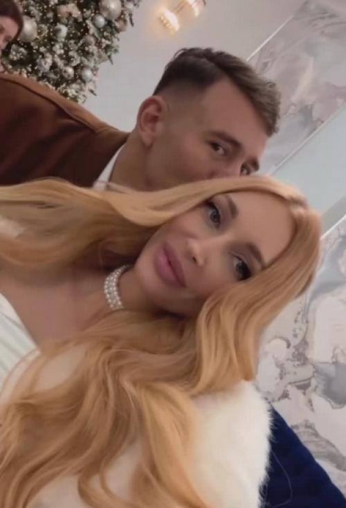 Теперь у Меня Официально Есть муж: звезда дома-2 Кристина Дерябина сыграла свадьбу с участником шоу титаны. 02