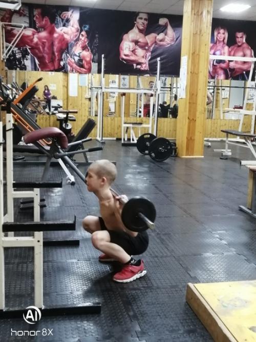 Зал тяжелой атлетики и фитнеса. 05