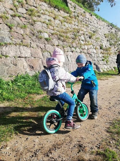 Про эмпатию у мужчин и обслуживающую роль женщин. 03