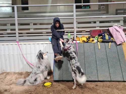 Поездка в Екатеринбург.  Самой главной целью поездки было обследование девочек на дисплазию. 04