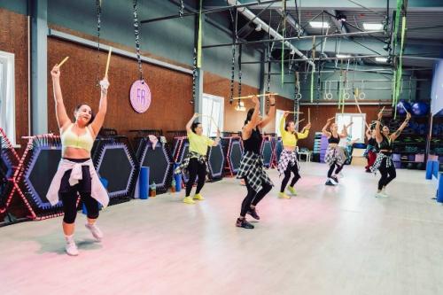 Fitrock - это рок - концерт в формате фитнес - тренировки. 02