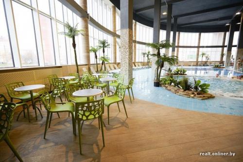 Фоторепортаж: в микрорайоне ангарская с ажиотажем открылся МФК мандарин. 01