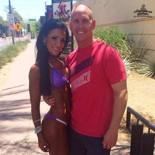 Трудно поверить, но эта милая девушка на фото - мать шестерых детей. 06