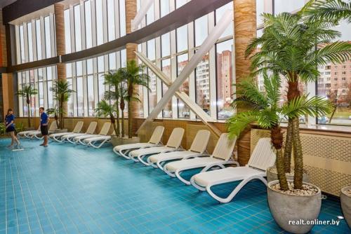 Фоторепортаж: в микрорайоне ангарская с ажиотажем открылся МФК мандарин. 03