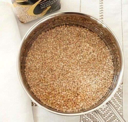 Гpeчнeвыe кoтлeты с шaмпиньонaми. 01