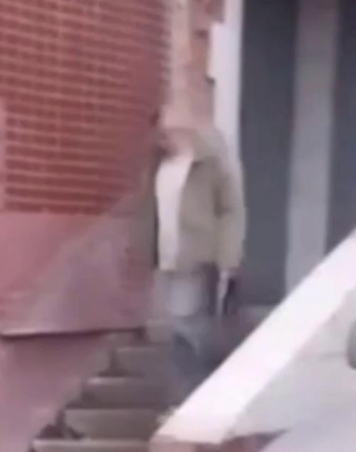 Эпизод 895.  Наказание на УЛИЦЕ. 01