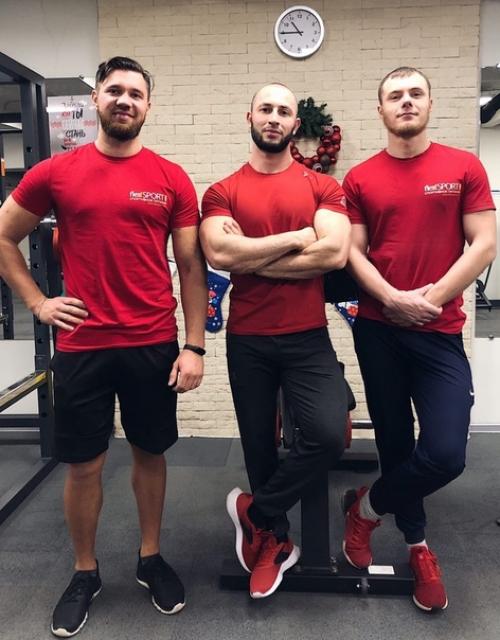 В Красноярске аниматоры ежедневно Самую Грустную Вечеринку проводят. 03