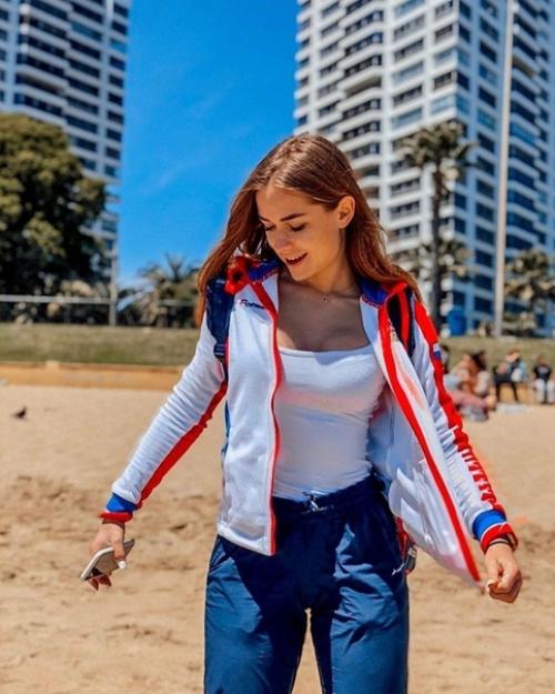 Прекрасная русская каратистка Мария Зотова, которая безжалостна на татами. 03