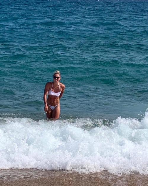 Я не тот человек кто составляет карту желаний, они у меня в голове и если я чего то хочу, то добиваюсь. 03