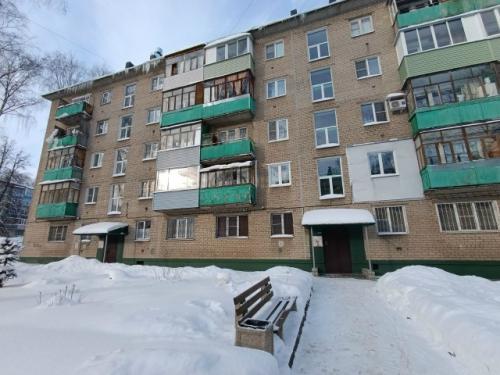 Продам однокомнатную квартиру в г Ярославле, ул. Кривова 45, общей площадью 30, 6 м, санузел раздельный. 

