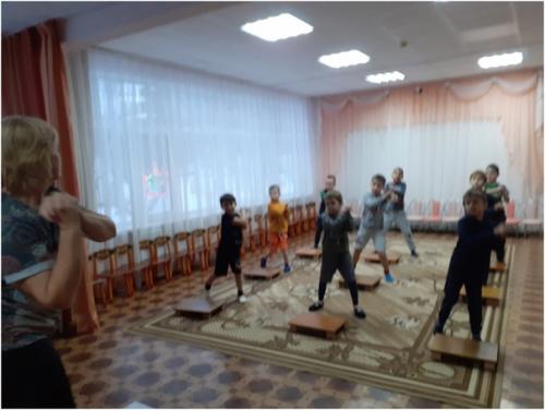 Проект Степ - Аэробика в Детском Саду. 04 Проект Степ - Аэробика в Детском Саду. 04