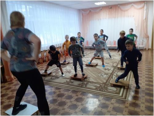 Проект Степ - Аэробика в Детском Саду. 02 Проект Степ - Аэробика в Детском Саду. 02