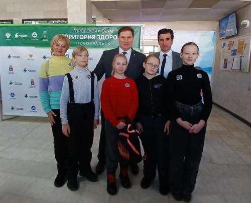 Городской форум Территория Здоровья посетила команда  позитив. 03