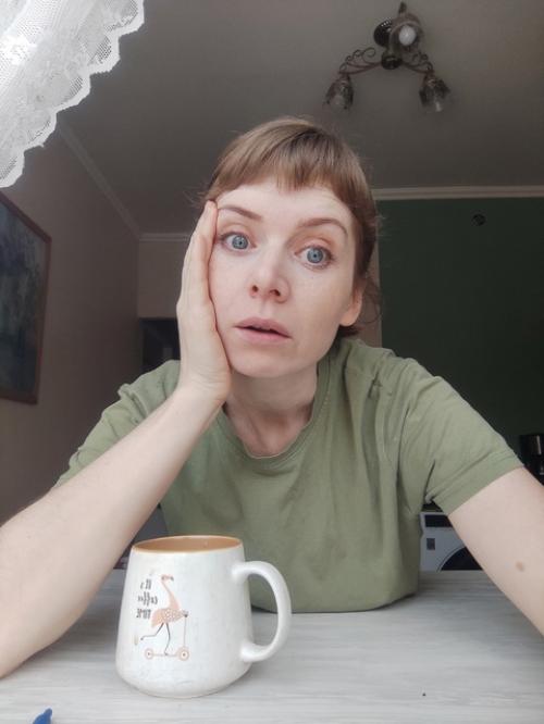 А вы с каким лицом ленту новостей читаете? 03