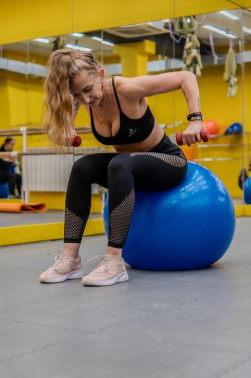 В нашем клубе каждый себе найдет занятие по душе! 04 В нашем клубе каждый себе найдет занятие по душе! 04