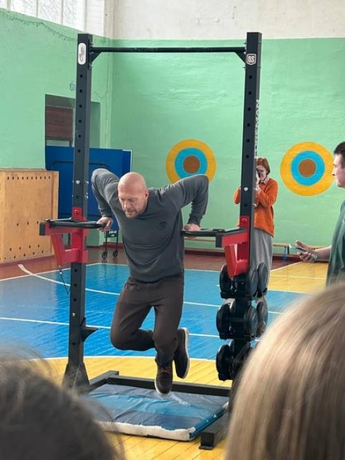 4 марта 2023 в город Рославль приезжал российский телеведущий, видеоблогер (более 1 млн. 01