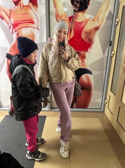 Теперь на фитнес будем ходить вместе с верой. 03