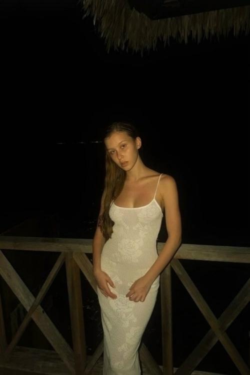 Ваня Дмитриенко подвергся резкому осуждению за высказывание, что актриса Анна пересильд была названа им секс - символом. 01