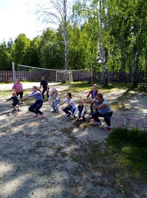 На удалённых от Тобольска территориях моего округа в Жуковке и в доме отдыха немного возможностей для интересного и полезного досуга. 05 На удалённых от Тобольска территориях моего округа в Жуковке и в доме отдыха немного возможностей для интересного и полезного досуга. 05