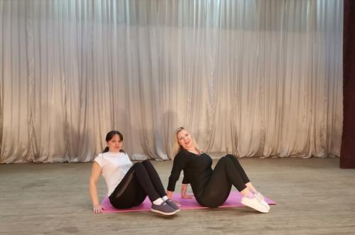 Фитнес - час Пластилиновые Леди. 01