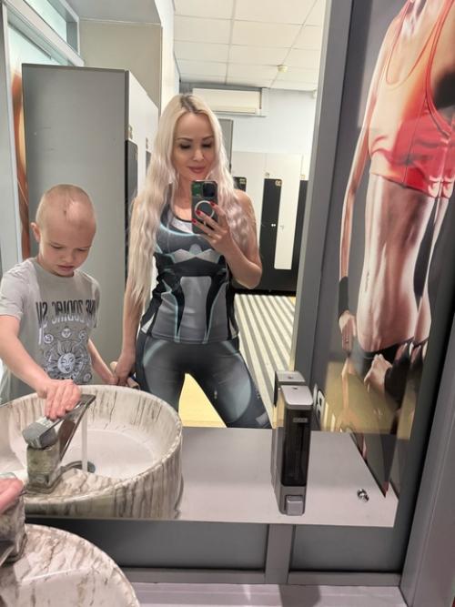 Теперь на фитнес будем ходить вместе с верой. 01