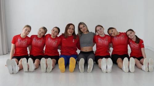 Спортсмен - это не просто человек, занимающийся спортом, это настоящий профессионал, который уделяет спорту значительную часть своей жизни. 01