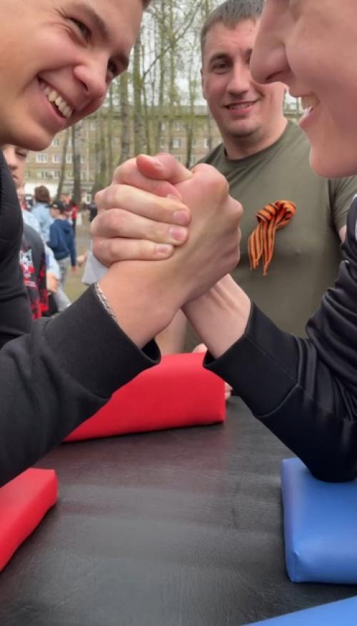 Минувшие выходные в нашей стране были даны нам, нынешнему поколению, не просто так. 02