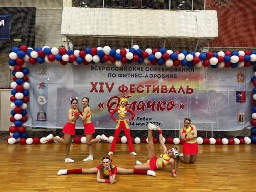 Буквально только вчера прошли соревнования по фитнес - аэробике в Лобне! 02