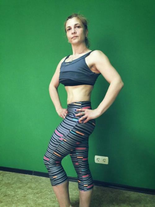 8 месяцев назад мы начали тренироваться с одной из моих клиенток. 3. 01