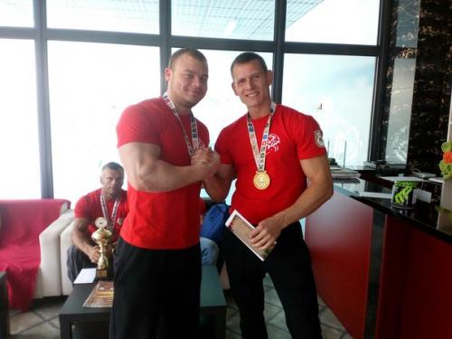 В субботу состоялось подведение итогов весеннего соревновательного сезона по бодибилдингу и фитнесу и награждение нашей самой лучшей команды? 03