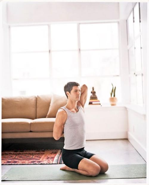 5 асан, укрепляющих мышцы спины и плечевого пояса. 02