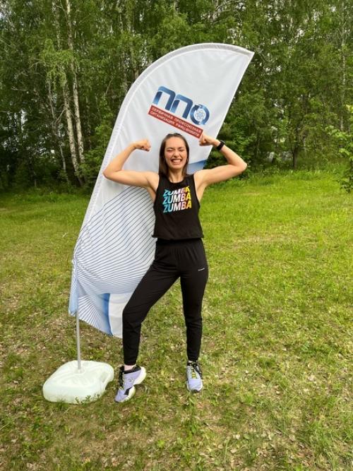 В субботу в рамках спортивно - развлекательного мероприятия провела танцевальный блок для участников! 07