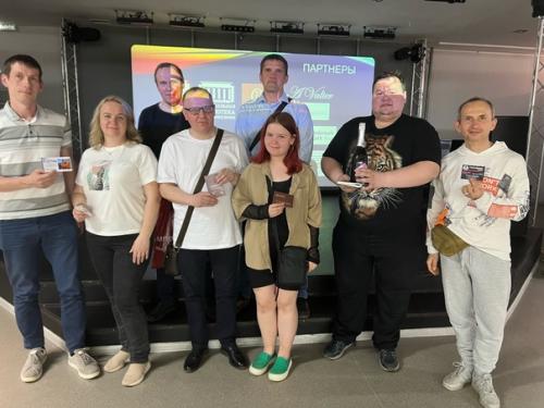 Мы благодарим за поддержку наших дорогих партнеров: 01