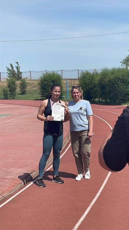 Гонка сильнейших.  12 июня на стадионе Восток с 10 часов утра начались соревнования на силу и выносливость. 02