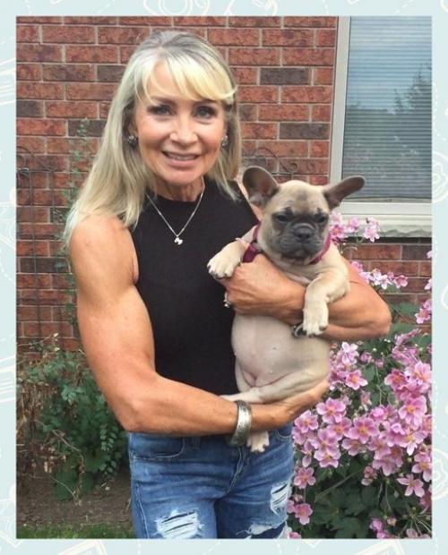 Как думаете, сколько лет этой девушке. 01