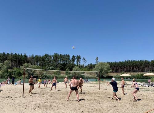 В Лазурном каждый найдет себе занятие по душе. 02