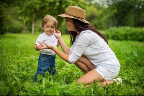 Как часто вы своих детей целуете? 02