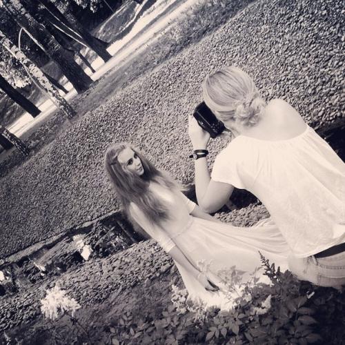 Предельно Профессиональный фотограф Яна: 01