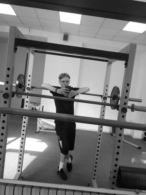 Дорогие и любимые гости - вы сердце нашего фитнес-клуба, которое каждый день бешено стучит. 03